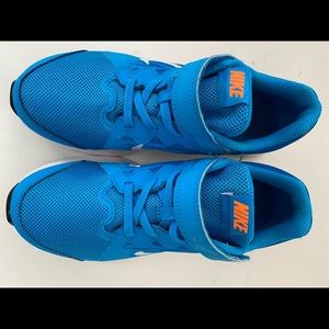 NIKE DOWNSHIFTER 8 BIG KIDS SNEAKERS SIZE 3 YOUTH